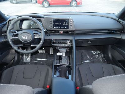2026 Hyundai Elantra — photo 41 view