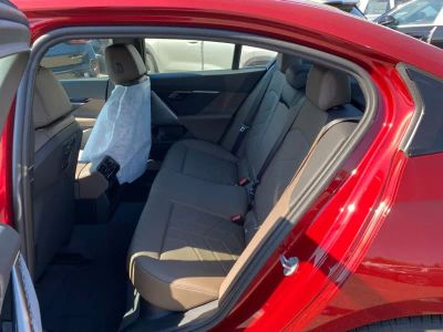 2027 BMW 5 Series — photo 7 view