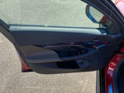 2027 BMW 5 Series — photo 12 view