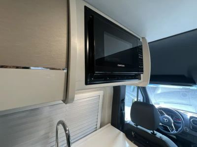 2025 Thor Motor Coach SANCTUARY - Photo 10
