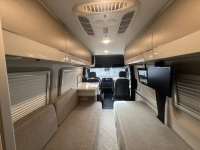 2025 Thor Motor Coach SANCTUARY - Photo 4