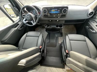 2025 Thor Motor Coach SANCTUARY - Photo 3