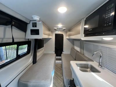 2025 Thor Motor Coach SANCTUARY - Photo 5