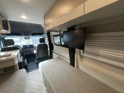 2025 Thor Motor Coach SANCTUARY - Photo 12