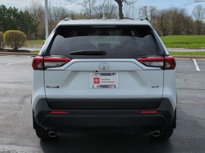 2025 Toyota RAV4 - Photo 6