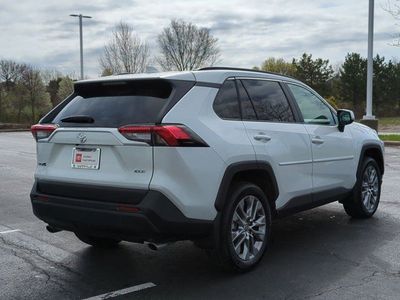 2025 Toyota RAV4 - Photo 5