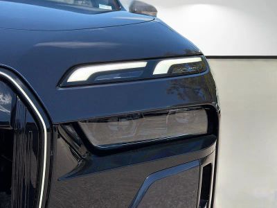 2026 BMW 7 Series — photo 9 view