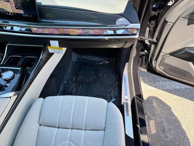 2026 BMW 7 Series — photo 18 view