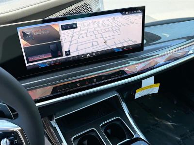 2026 BMW 7 Series — photo 28 view