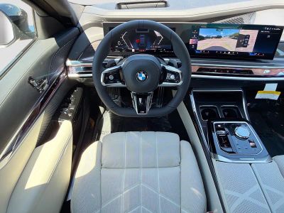 2026 BMW 7 Series — photo 17 view
