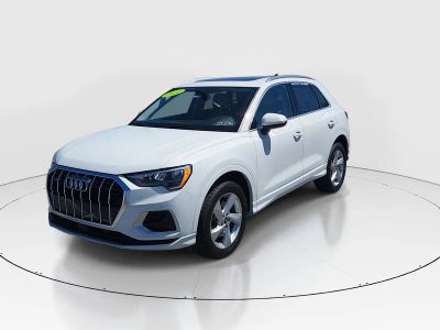 2022 Audi Q3 - Photo 3