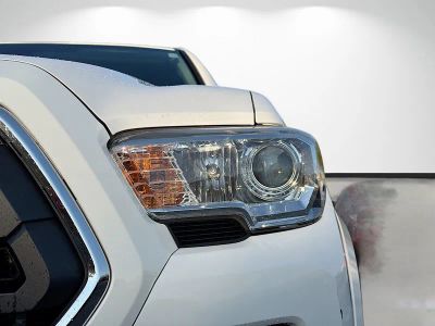 2020 Toyota Tacoma 2WD — photo 9 view