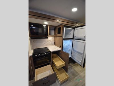 2025 Alliance RV Delta Ultra Lite — photo 38 view