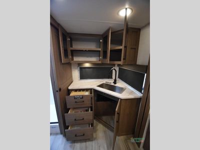 2025 Alliance RV Delta Ultra Lite — photo 40 view