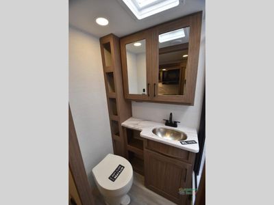 2025 Alliance RV Delta Ultra Lite — photo 41 view