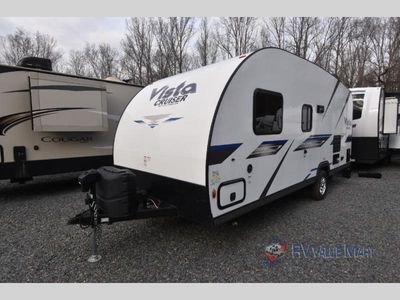 2023 Gulf Stream RV Vista Cruiser — rear three-quarter view