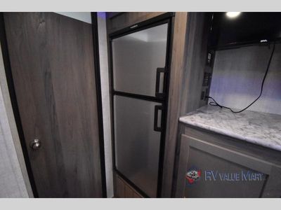 2023 Gulf Stream RV Vista Cruiser — photo 12 view