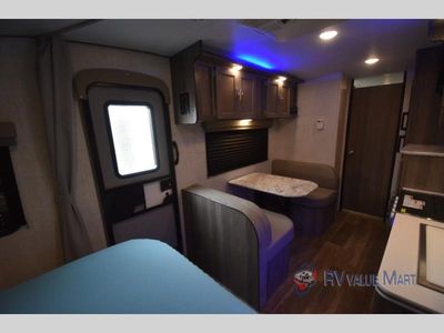 2023 Gulf Stream RV Vista Cruiser — photo 16 view