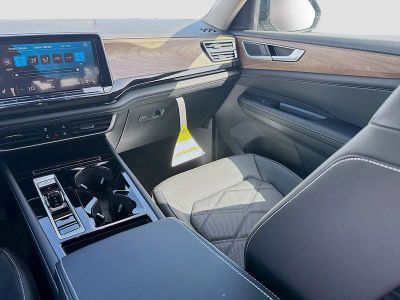 2026 Volkswagen Atlas — photo 18 view
