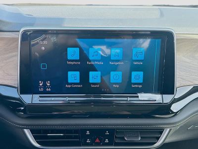 2026 Volkswagen Atlas — photo 12 view