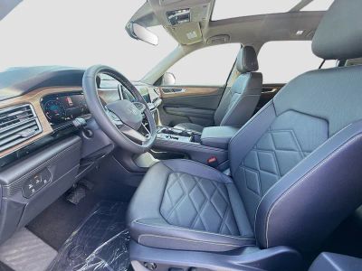 2026 Volkswagen Atlas — photo 16 view