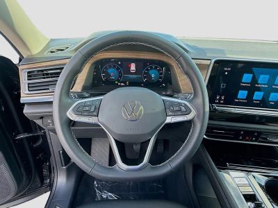 2026 Volkswagen Atlas — photo 10 view