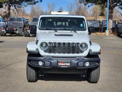 2026 Jeep Gladiator — detail view