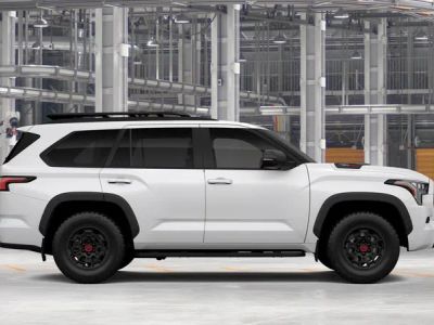 2026 Toyota Sequoia - Photo 14