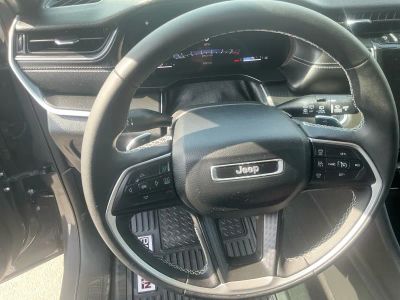 2025 Jeep Grand Cherokee L — photo 13 view