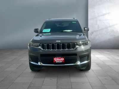2025 Jeep Grand Cherokee L — side profile view