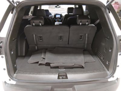 2023 Chevrolet Traverse — photo 11 view