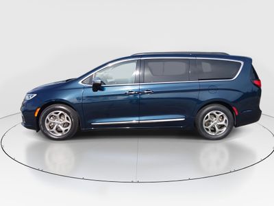 2023 Chrysler Pacifica — interior view