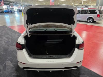 2023 Nissan Sentra — detail view