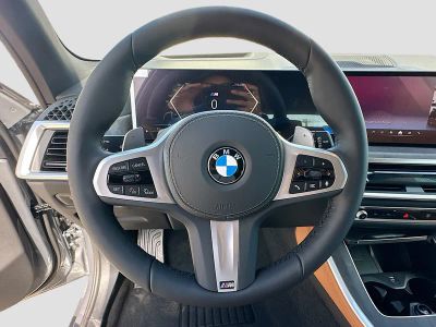 2026 BMW X5 — photo 8 view