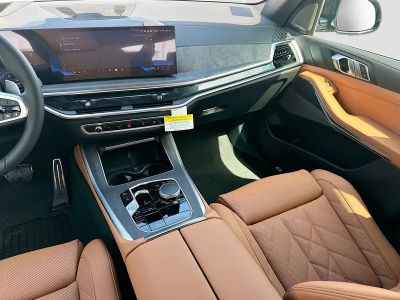 2026 BMW X5 — photo 18 view
