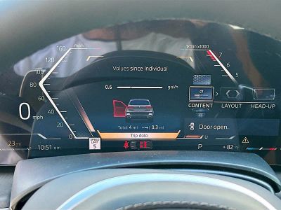 2026 BMW X5 — photo 9 view