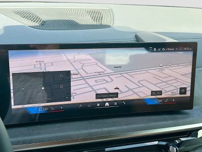 2026 BMW X5 — photo 11 view