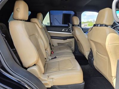 2017 Ford Explorer - Photo 28