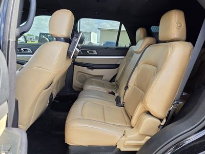 2017 Ford Explorer - Photo 16