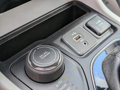 2019 Jeep Cherokee — photo 30 view