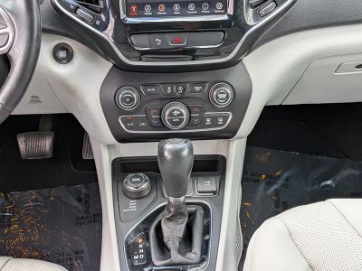 2019 Jeep Cherokee — photo 20 view