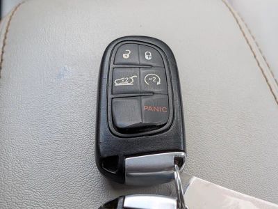 2019 Jeep Cherokee — photo 34 view