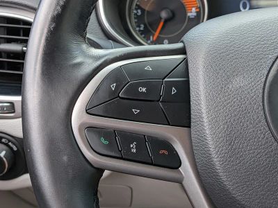 2019 Jeep Cherokee — photo 24 view