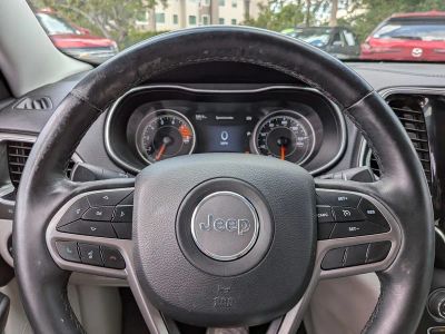 2019 Jeep Cherokee — photo 26 view