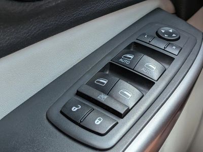 2019 Jeep Cherokee — photo 22 view