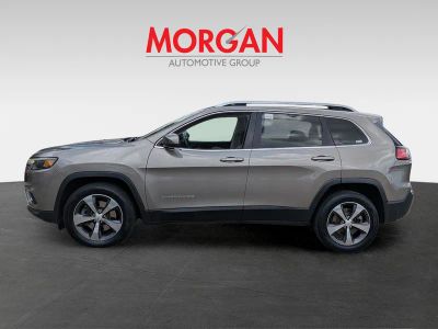 2019 Jeep Cherokee — photo 7 view