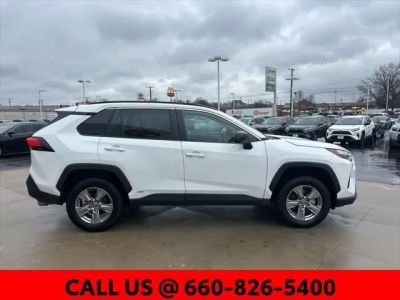 2025 Toyota RAV4 Hybrid - Photo 29