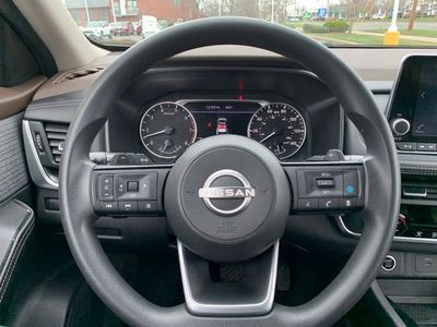 2023 Nissan Rogue SV - Photo 17