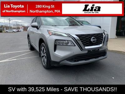 2023 Nissan Rogue SV - Photo 2