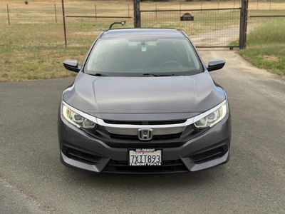 2017 Honda Civic - Photo 2